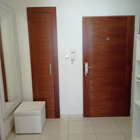 Amazing Flat In Old Town With Large Balcony *