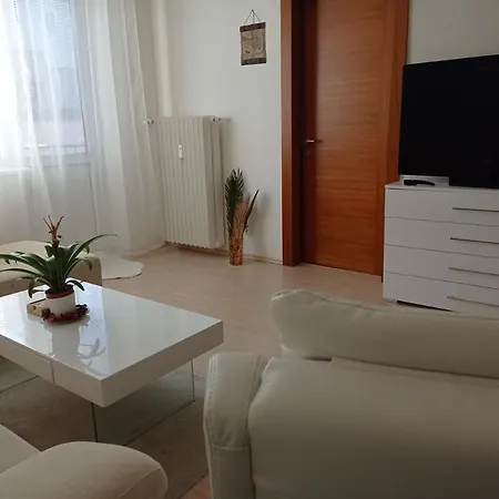 Amazing Flat In Old Town With Large Balcony *