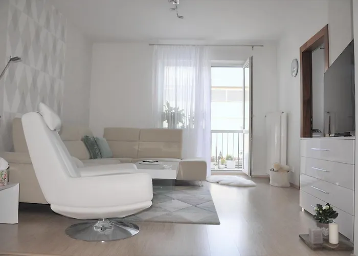 Amazing Flat In Old Town With Large Balcony Apartmán Bratislava