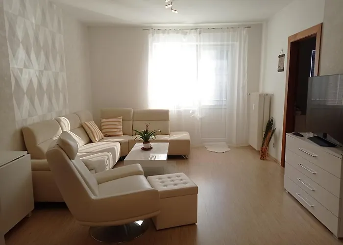 Amazing Flat In Old Town With Large Balcony アパート